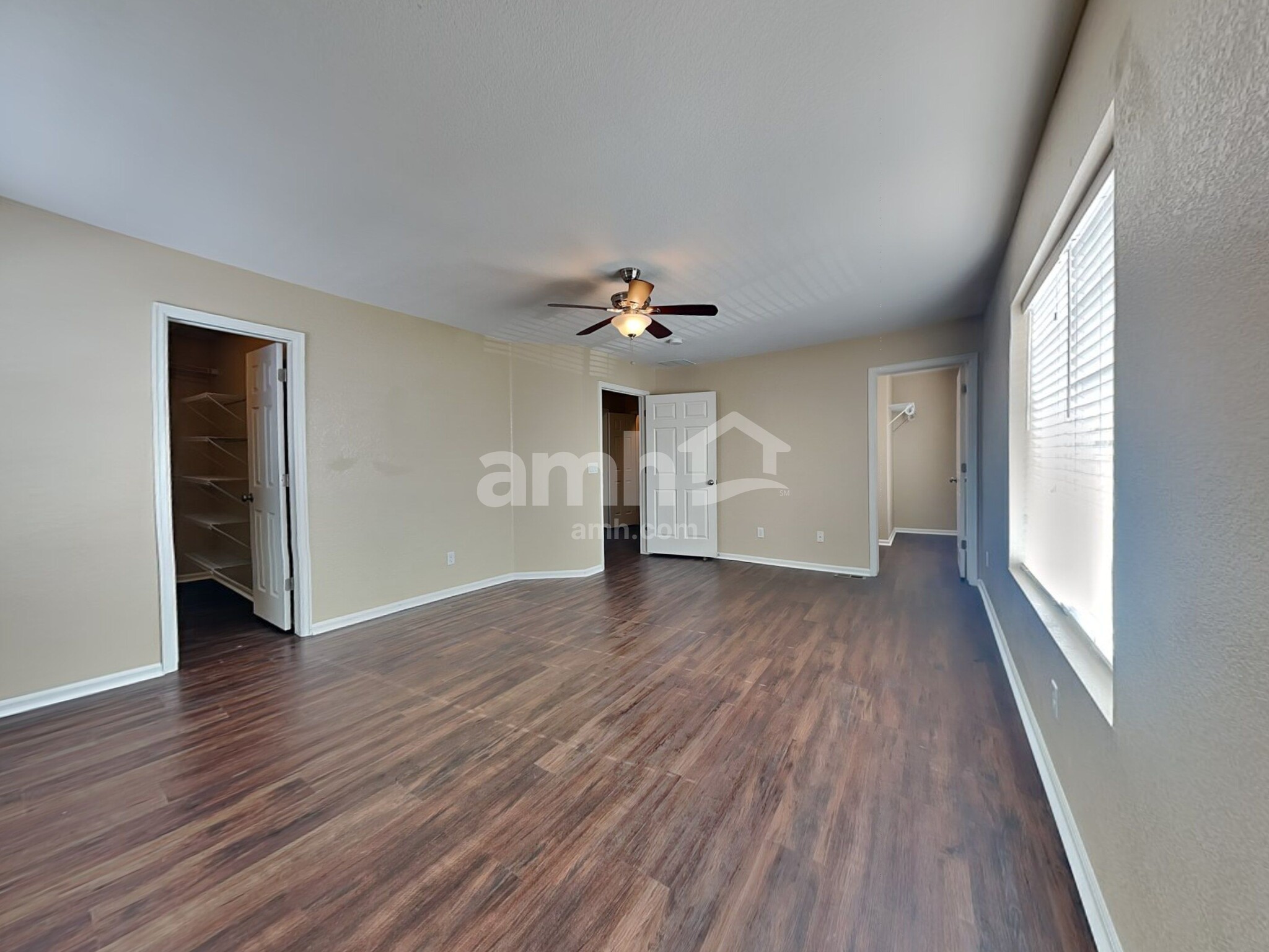 Building Photo - 19904 Robins Dr