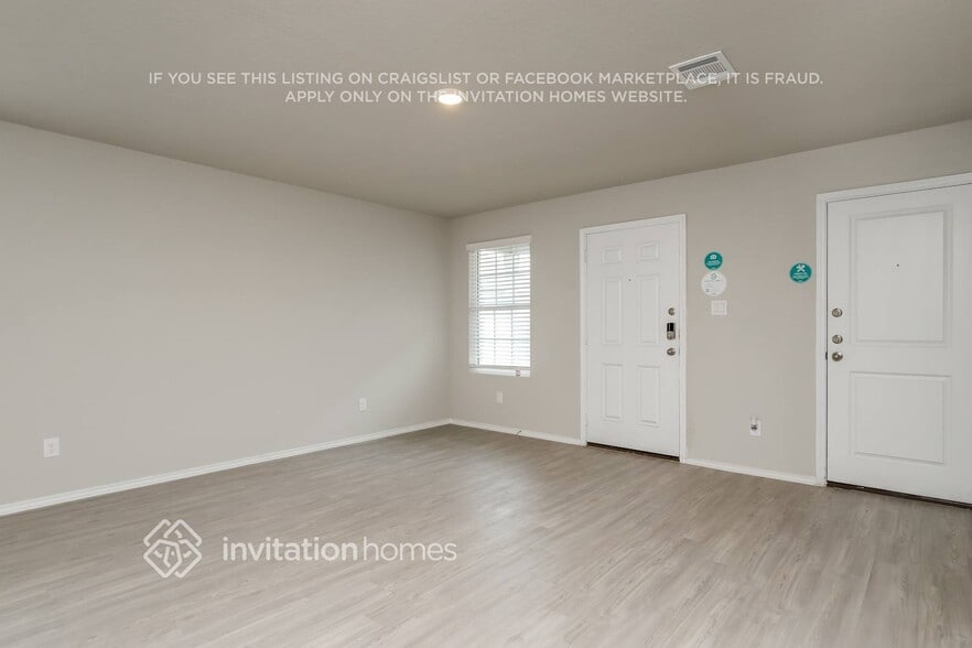 Building Photo - 10554 Varmus Dr