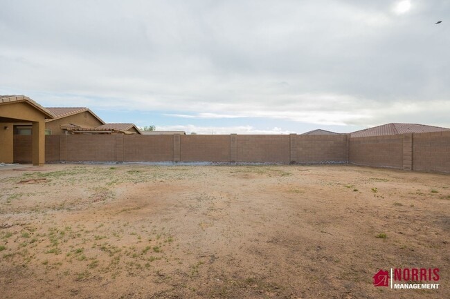 Building Photo - Perfect Home, Location and Price!