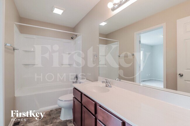 Building Photo - 612 Bonner Rd