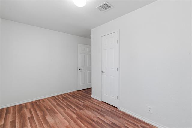 Building Photo - 507 S Scullin Ave