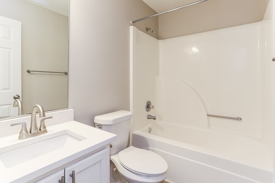 Building Photo - 4509 Ravenwood Pl