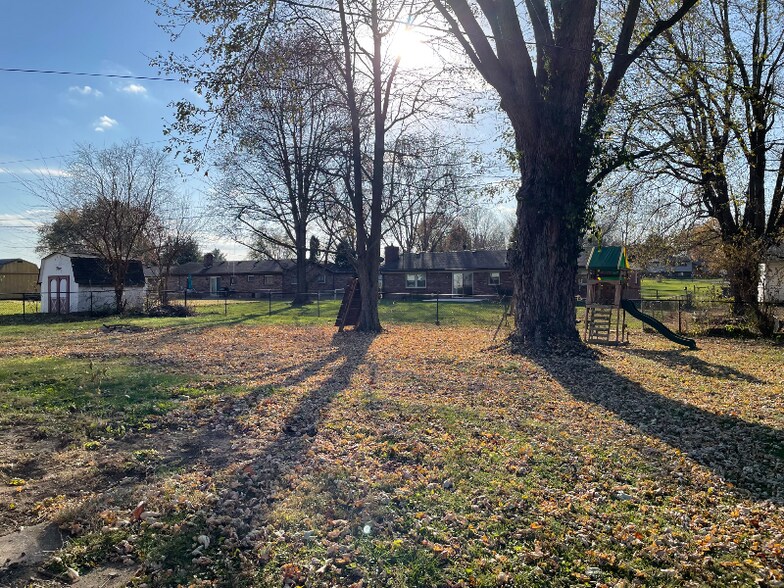 Building Photo - 1702 Terrace Ct