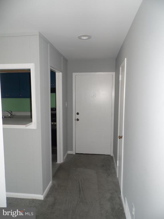 Building Photo - 7306 Donnell Pl