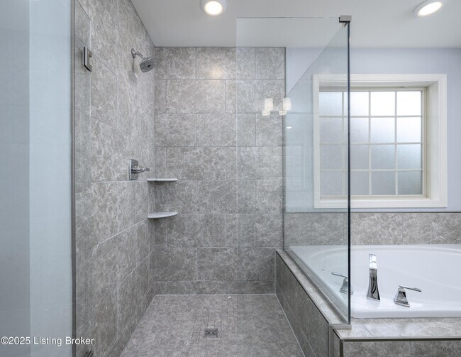 Building Photo - 14341 Halden Ridge Way