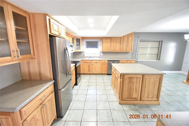 Building Photo - 6485 30th Ave N