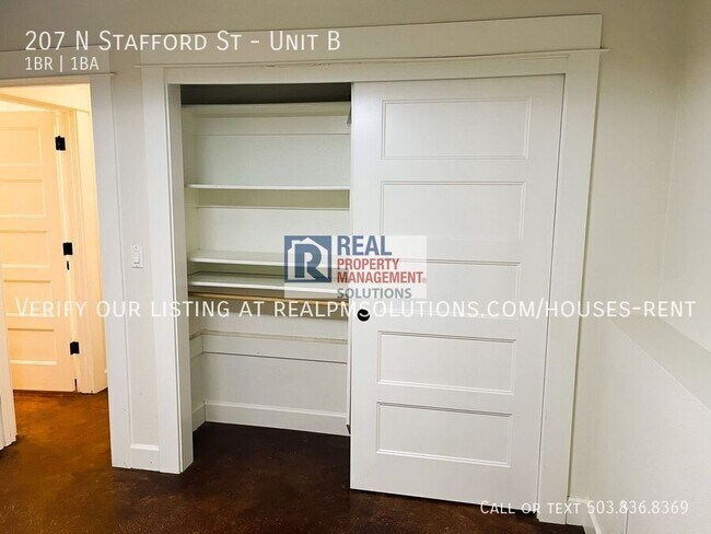 Building Photo - 207 N Stafford St