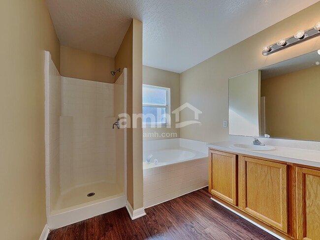 Building Photo - 14610 Rockledge Grove Ct