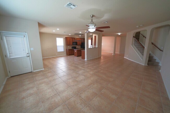Building Photo - Immaculate Rental Now Available in Cibolo!...