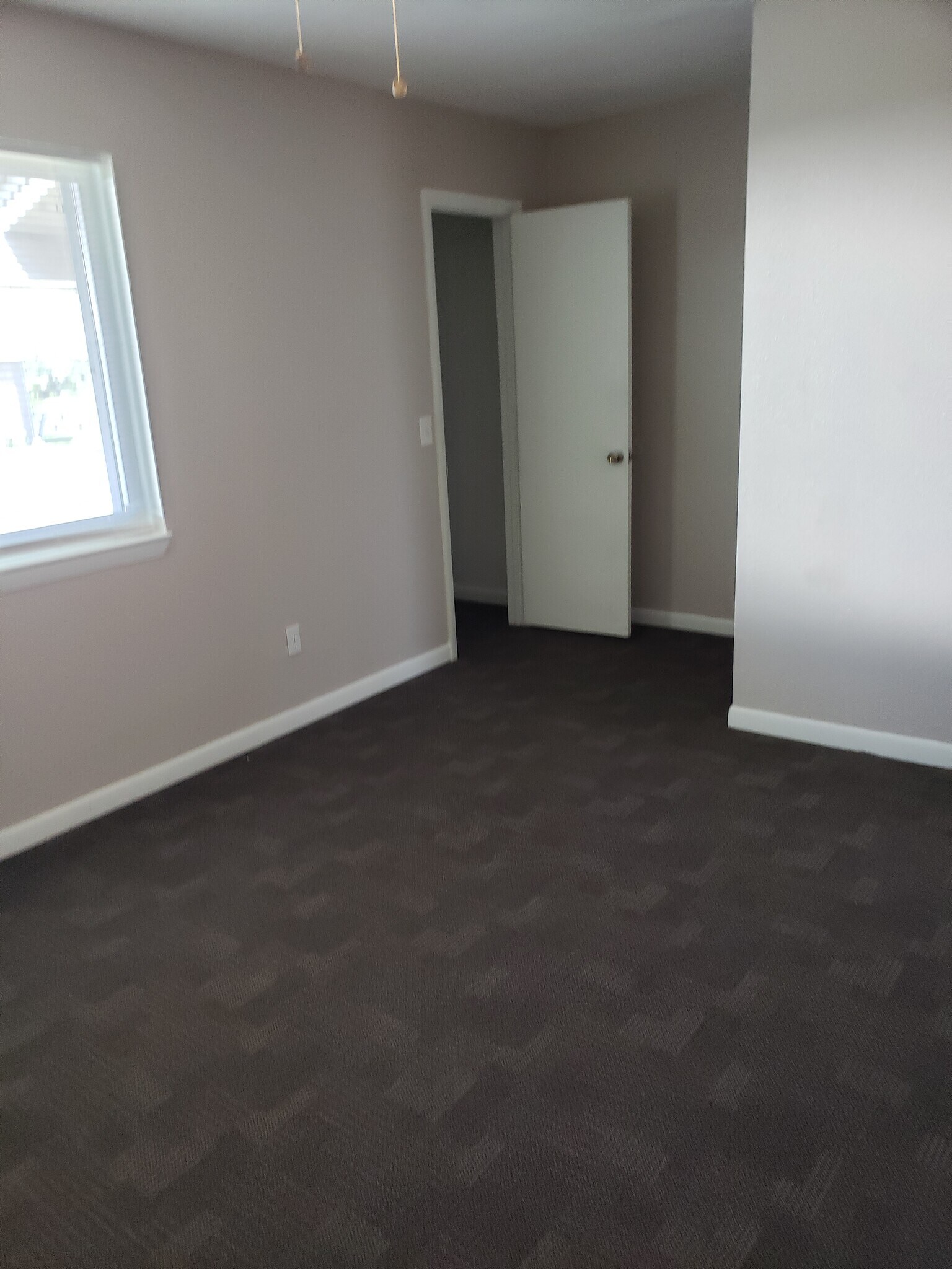 Building Photo - 5818 Butler Dr