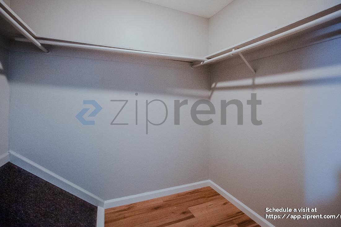 Building Photo - 4145 Apostolo Cir