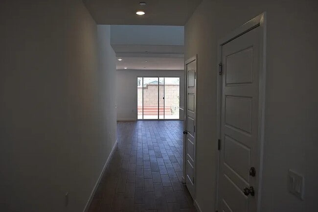 Building Photo - 1184 Atlantica Dr S