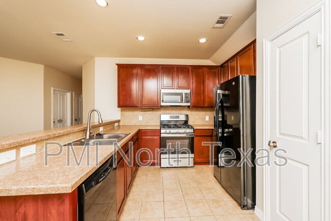 Building Photo - 601 Rising Creek Drive