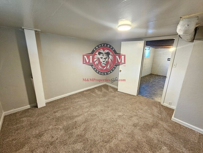 Building Photo - Great 4 Bd Home in Murray