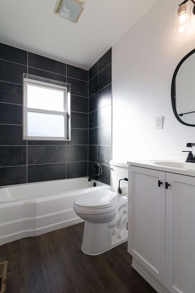 Building Photo - Brookside Bungalow! PRICE DROP!