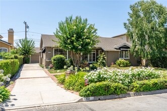 Building Photo - 152 W Pamela Rd