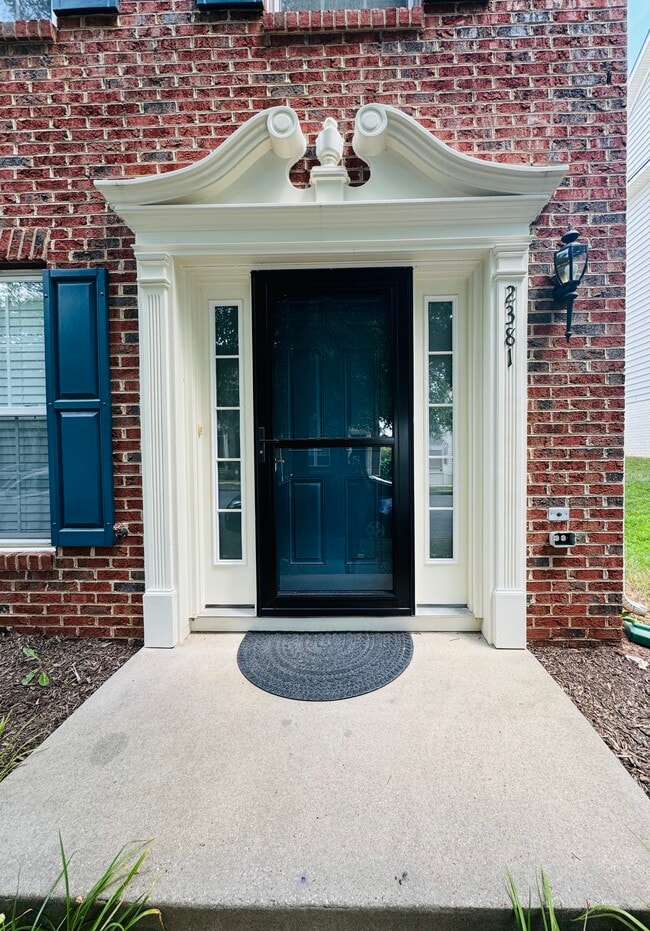 Building Photo - 2381 Abington Dr