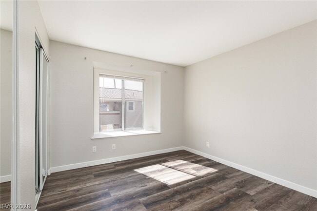 Building Photo - 7300 W Pirates Cove Rd