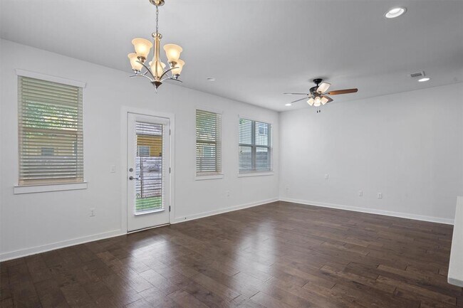 Building Photo - 8940 Parker Ranch Cir