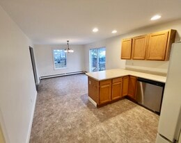 Kitchen/dining - 18 Melvin Ave