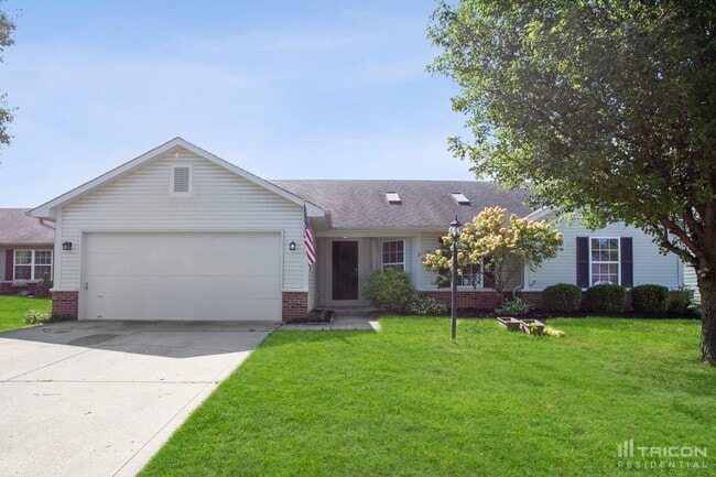 Primary Photo - 12115 Mockernut Ct