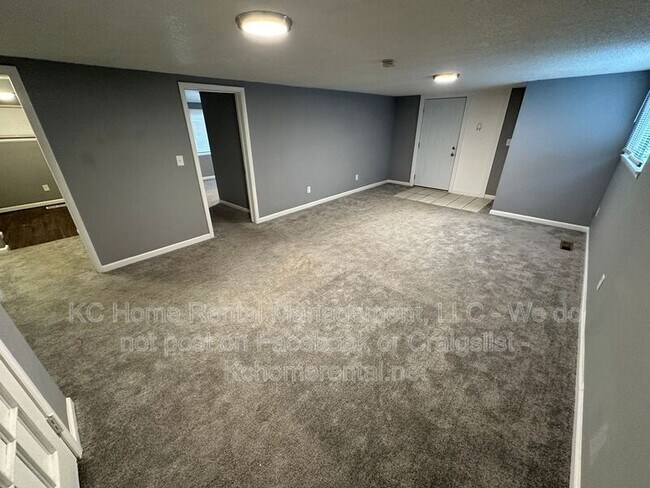 Building Photo - 5500 E 139 Terrace