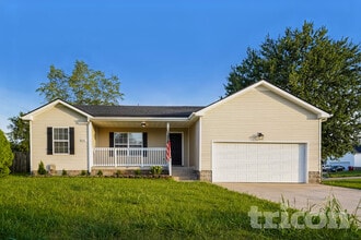 Building Photo - 252 Senator Dr