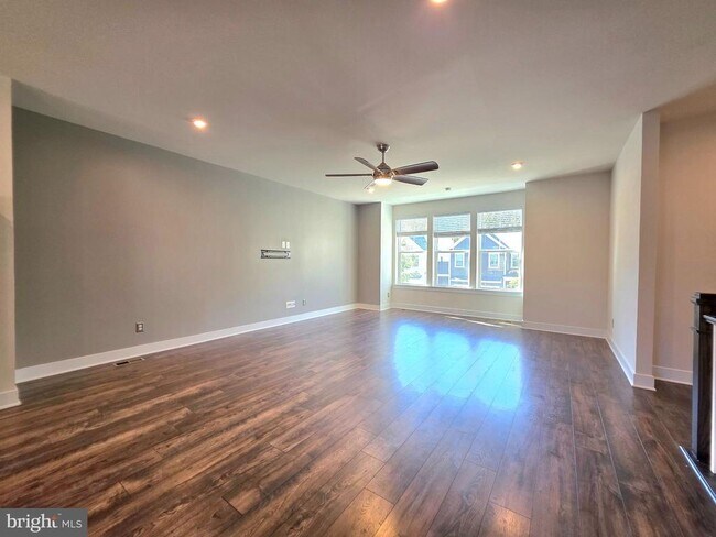 Building Photo - 1552 Meadowlark Glen Rd