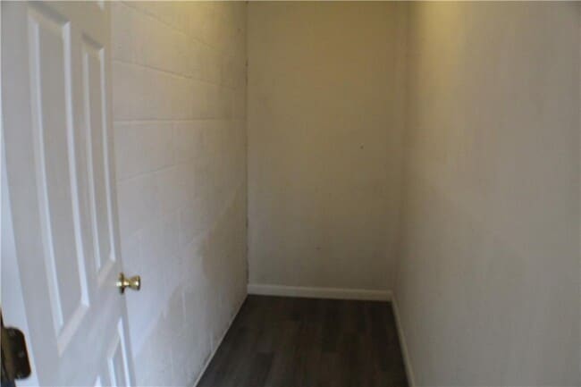 Building Photo - 69 Sherlock Dr