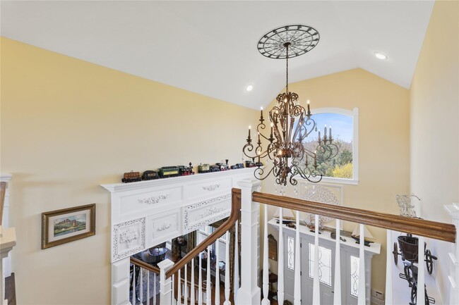 Building Photo - 703 Herricks Ln