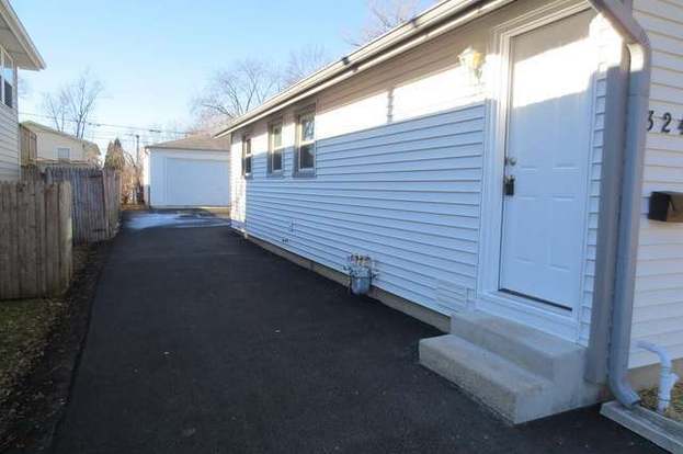 Building Photo - 327 Fairlawn Dr
