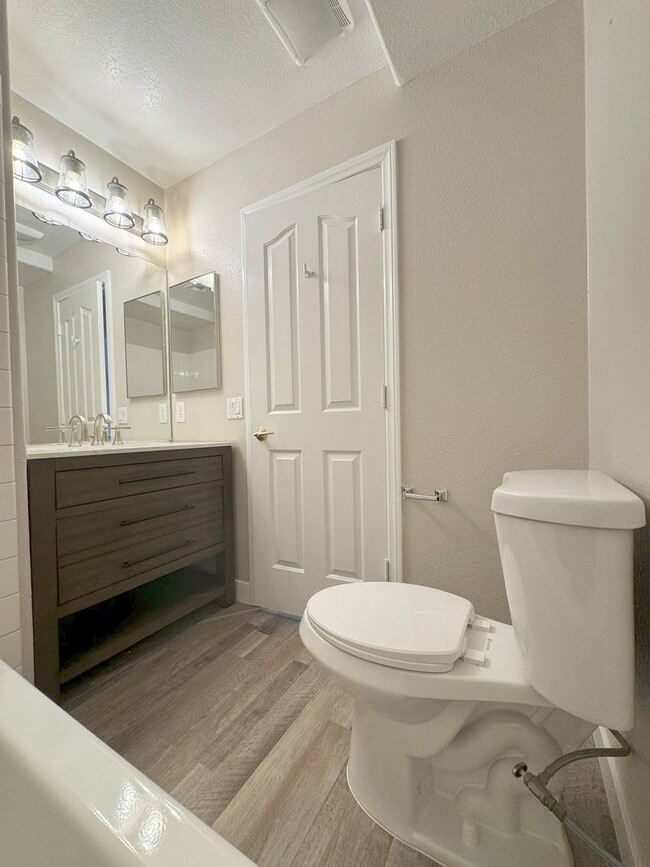 Building Photo - Newly Remolded Open Floor Plan One-Story 3 bedrooms & 2 Baths Home