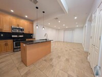 Building Photo - 3 bedroom in BROOKLYN NY 11225