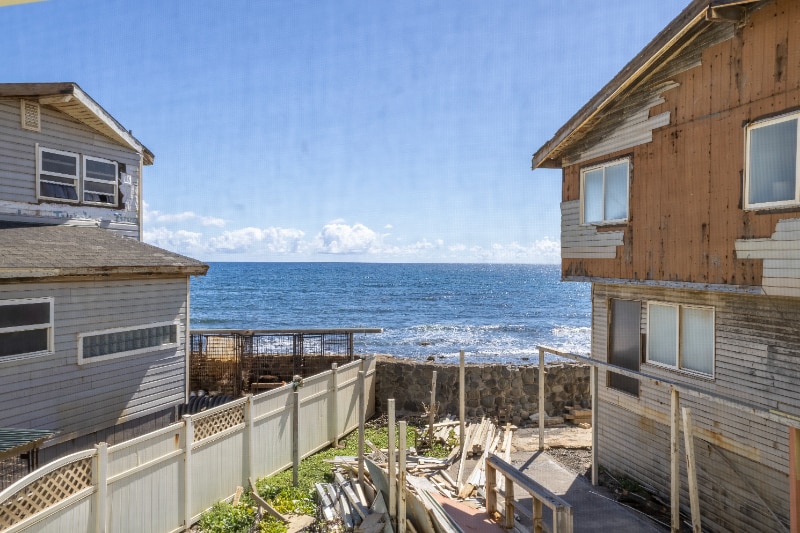 Building Photo - 534 Kaikoo St