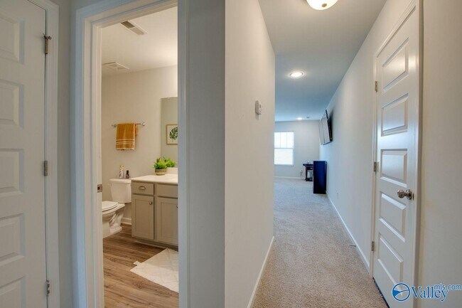 Building Photo - 314 Fenrose Dr