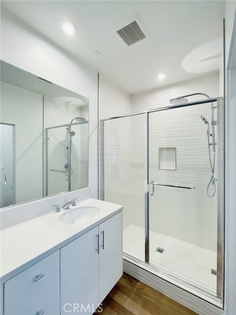 Building Photo - 1618 W Cara Dr