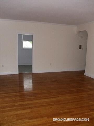 Building Photo - 37 Auburn St