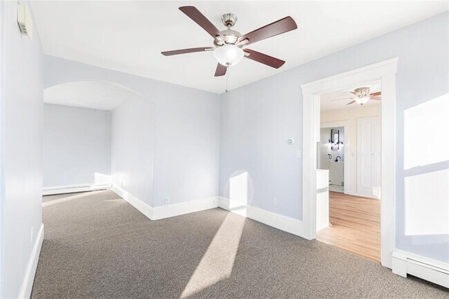 Building Photo - 2 Ann St