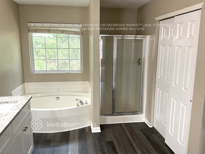 Building Photo - 5701 Clarks Fork Dr