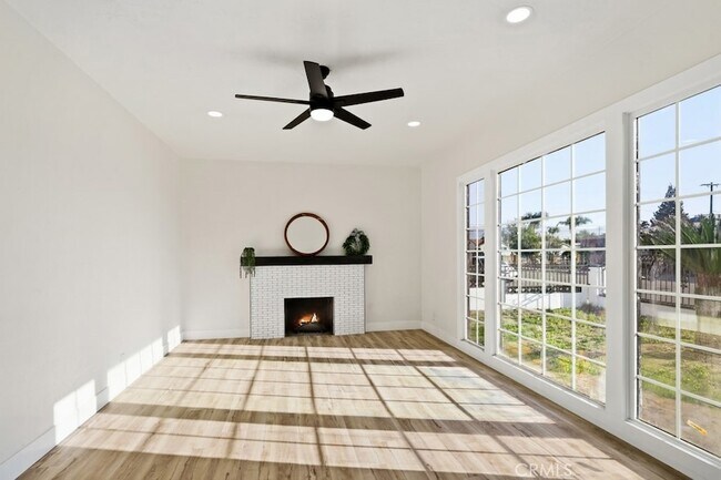 Building Photo - 7726 Blanchard Ave