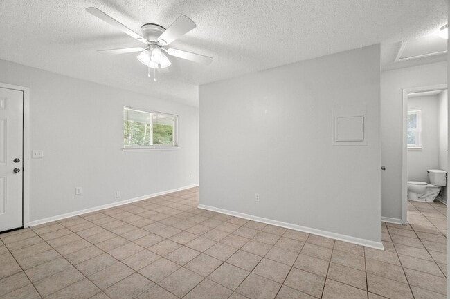 Building Photo - 248 Four Mile Rd