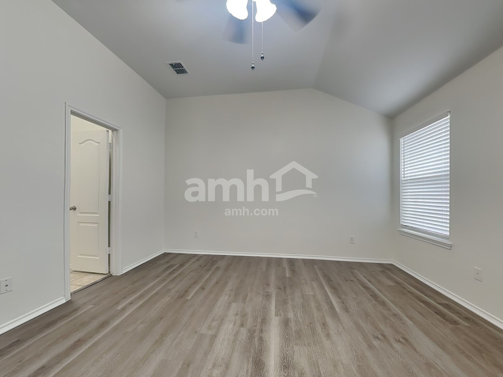 Building Photo - 485 Sausalito Dr