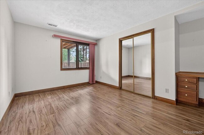 Building Photo - 10193 Meade Ct