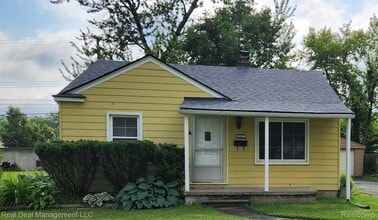 Building Photo - 30066 Brentwood St