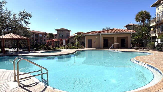 Building Photo - Move-in ready and Fully Furnished! This beautifully maintained 3-bedroom, 3-bath Condo offers a R...