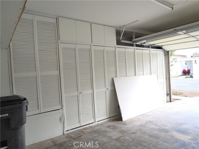 Building Photo - 108 Almador