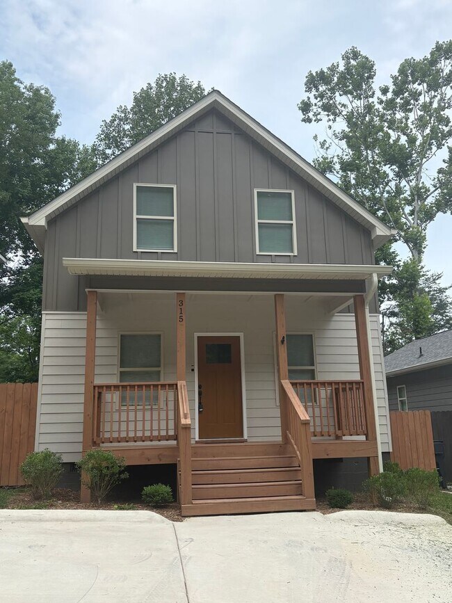 Building Photo - 3 Bedroom 2.5 Bath New Build 2024 House