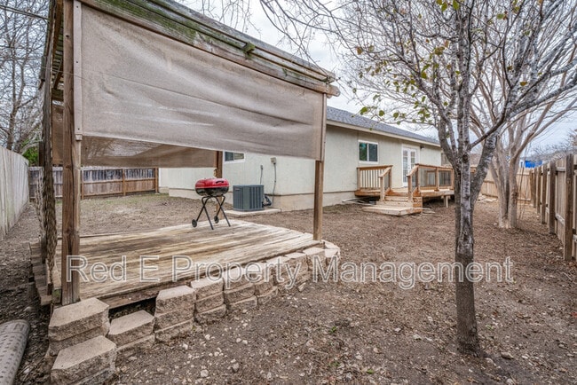 Building Photo - 6858 Celes Meadow Dr