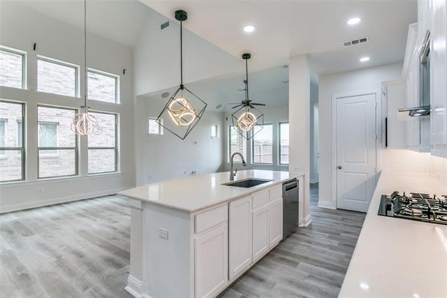 Building Photo - 523 Paddock Way