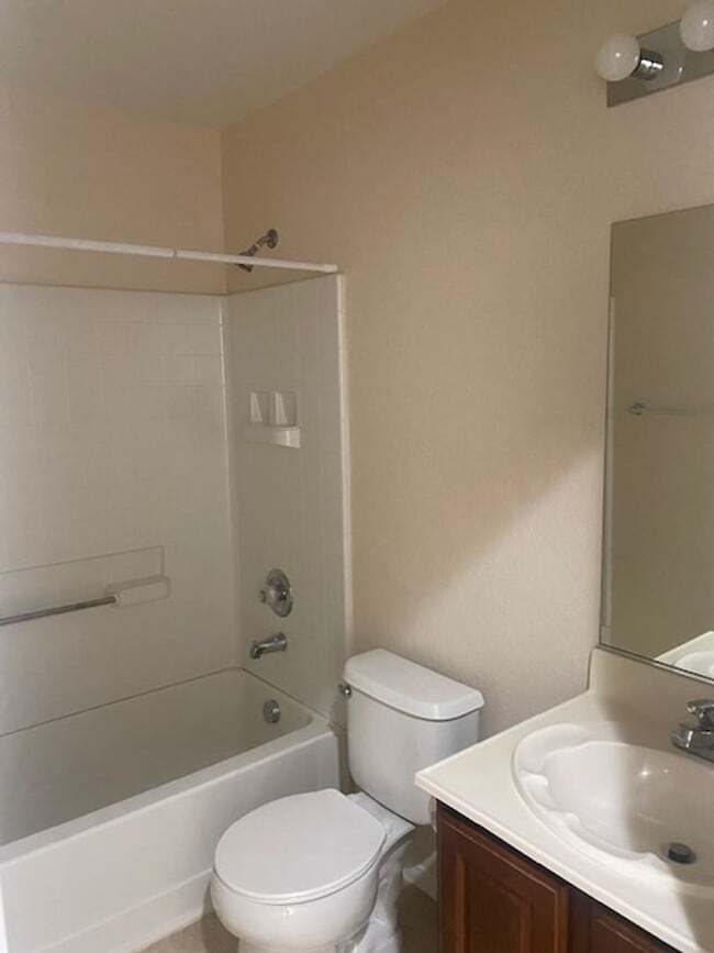 Building Photo - 8237 Apple Spice St